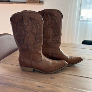 Coconuts by Matisse Brown Western Heeled Boots